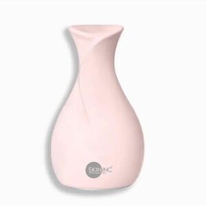 NEW! SKIN INC Cryo Ice Sake Roller